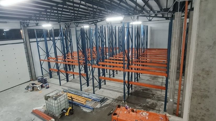 Rafturi metalice industriale depozitare paleti 567