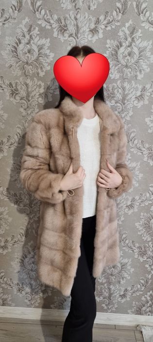 Шуба норковая  ..