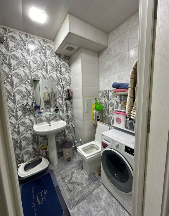 Продается 2в3/1/4 в Массиве Феруза  Гинекология