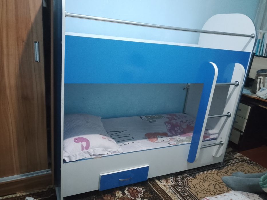 Детский кроват 80/180 метр. 800000 тыс.