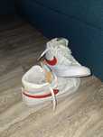 Vând Nike Blazzer