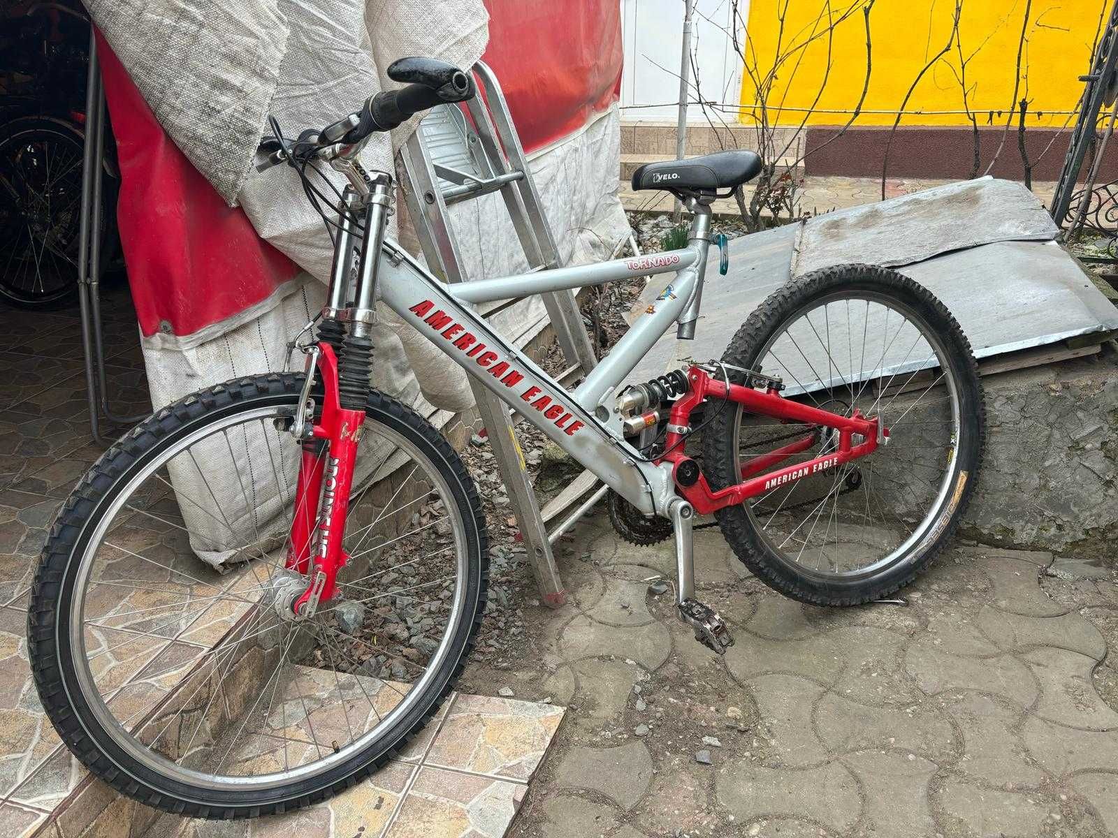 Vand bicicleta la pret foarte bun!