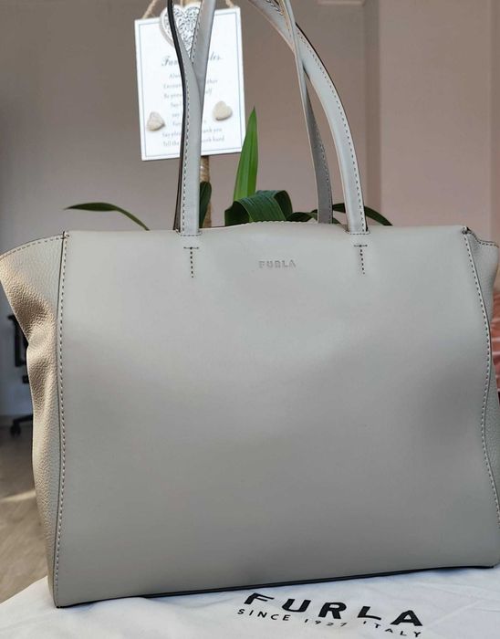 Furla Regina като нова