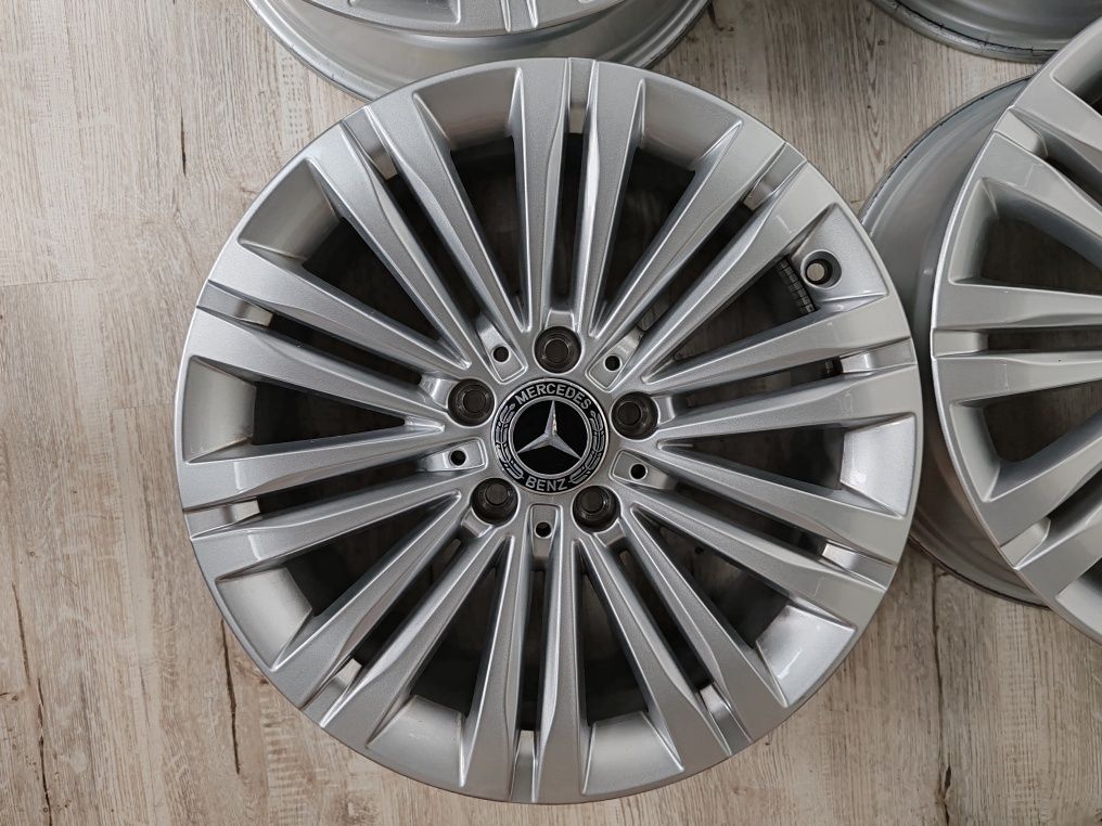 Jante pe 17'' Mercedes