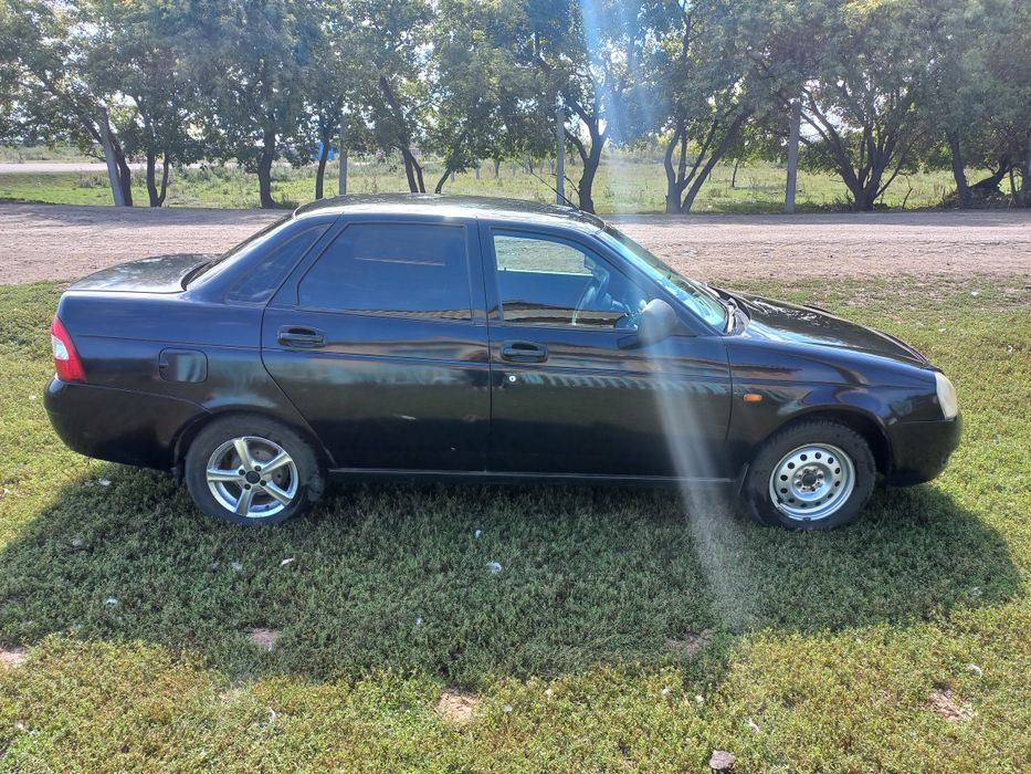 Продам Приору нормальном состояние