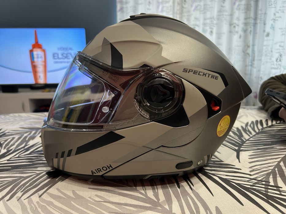 AIROH helmet XXL