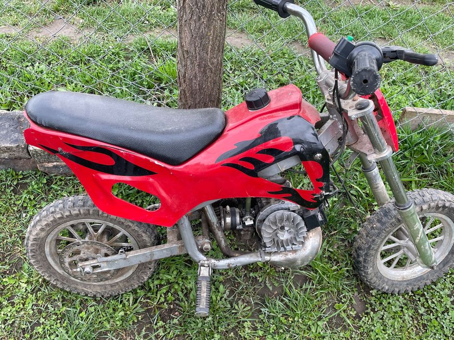 Vând motor copii 49cc