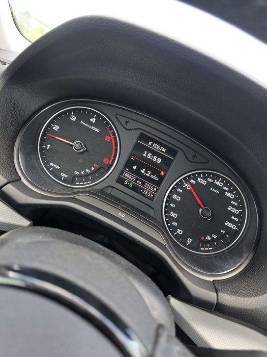 Vand Audi Q2 model 2018 RAR facut