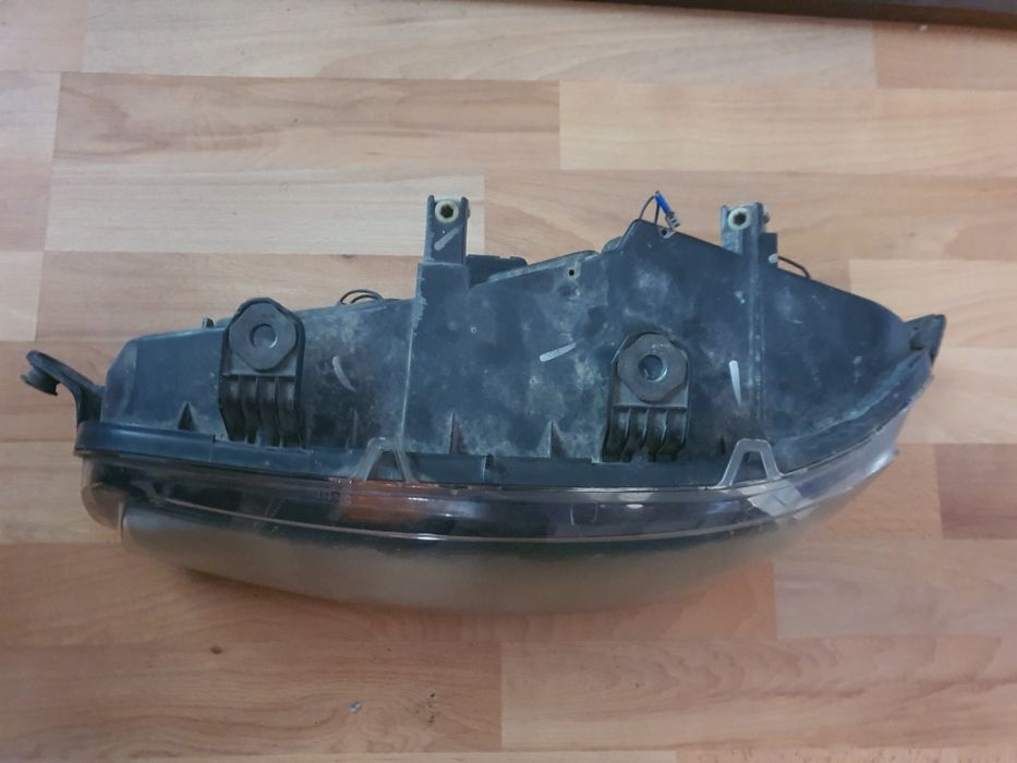 Фарове за фиат пунто