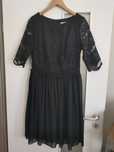 Rochie neagra cu dantela