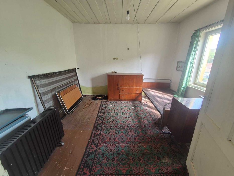 Продава се Къща в с. Лозица, Област Плевен - 147 кв.м за 45 €/кв.м - Снимка #4