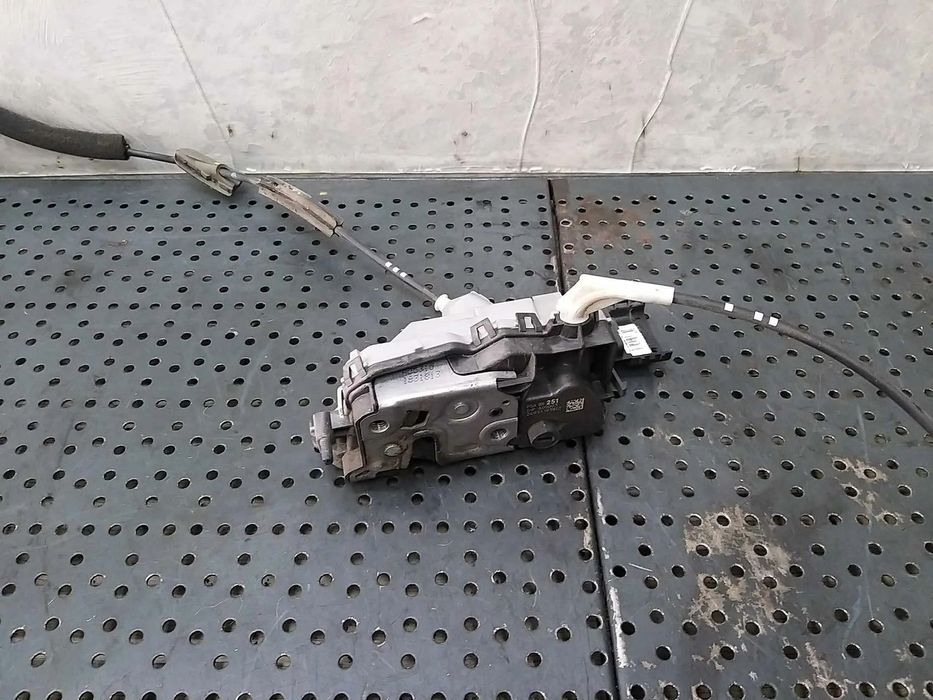 Broasca usa dreapta spate citroen c3 2