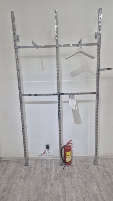 Торговое оборудование, вешалки, экономика панели, рельсы, крючки