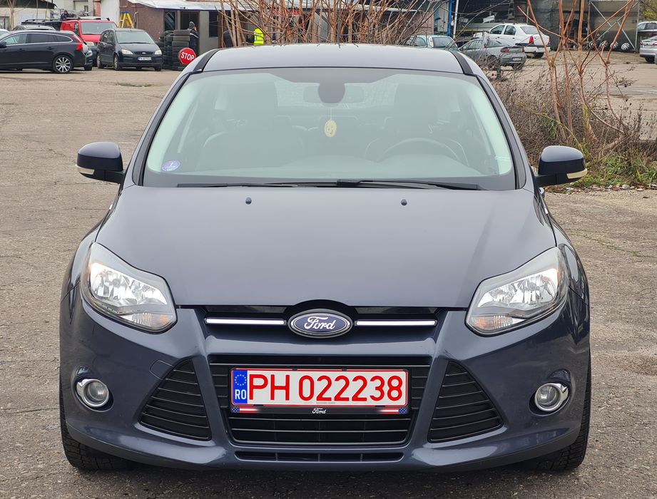 Ford Focus Mk4 TITANIUM * 2011 * 1.6 Benzină * Euro5 * Import Olanda