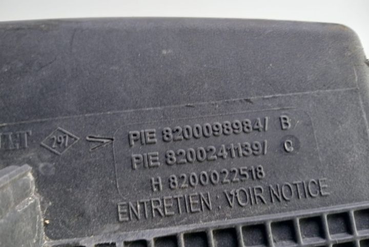 Carcasa filtru aer   8200098984 Renault Laguna a 2-a generatie