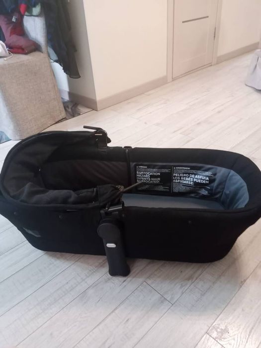 Продам люльку Cybex Priam (спальный блок), хорошее состояние