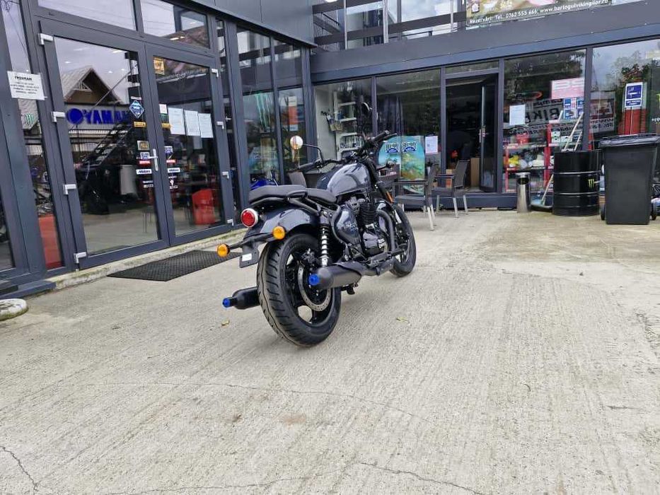 Royal Enfield Shotgun 650 Shed nou - pret PROMO prin EST BIKE Campina