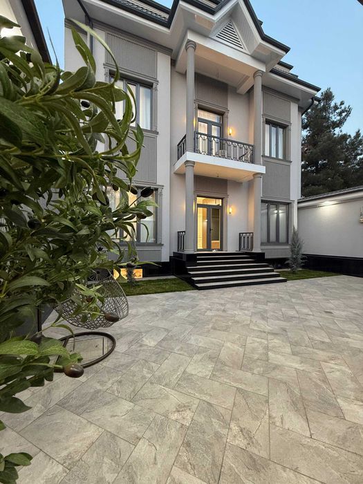 Продается новый Евродом  2.6 сотки  М. Улугбек. Айти парк.