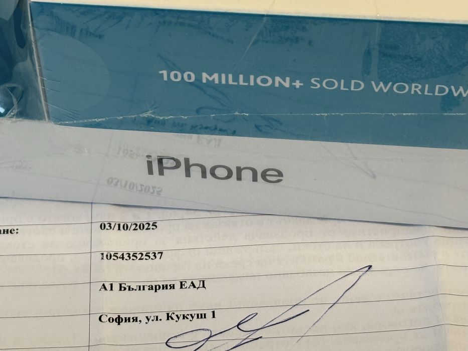 ЗАПЕЧАТАН 128GB iPhone 15 Гаранция A1 2027 г. Black / Черен