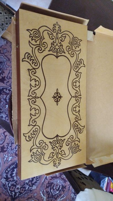 Нарды деревянные,новые. Цена 400000