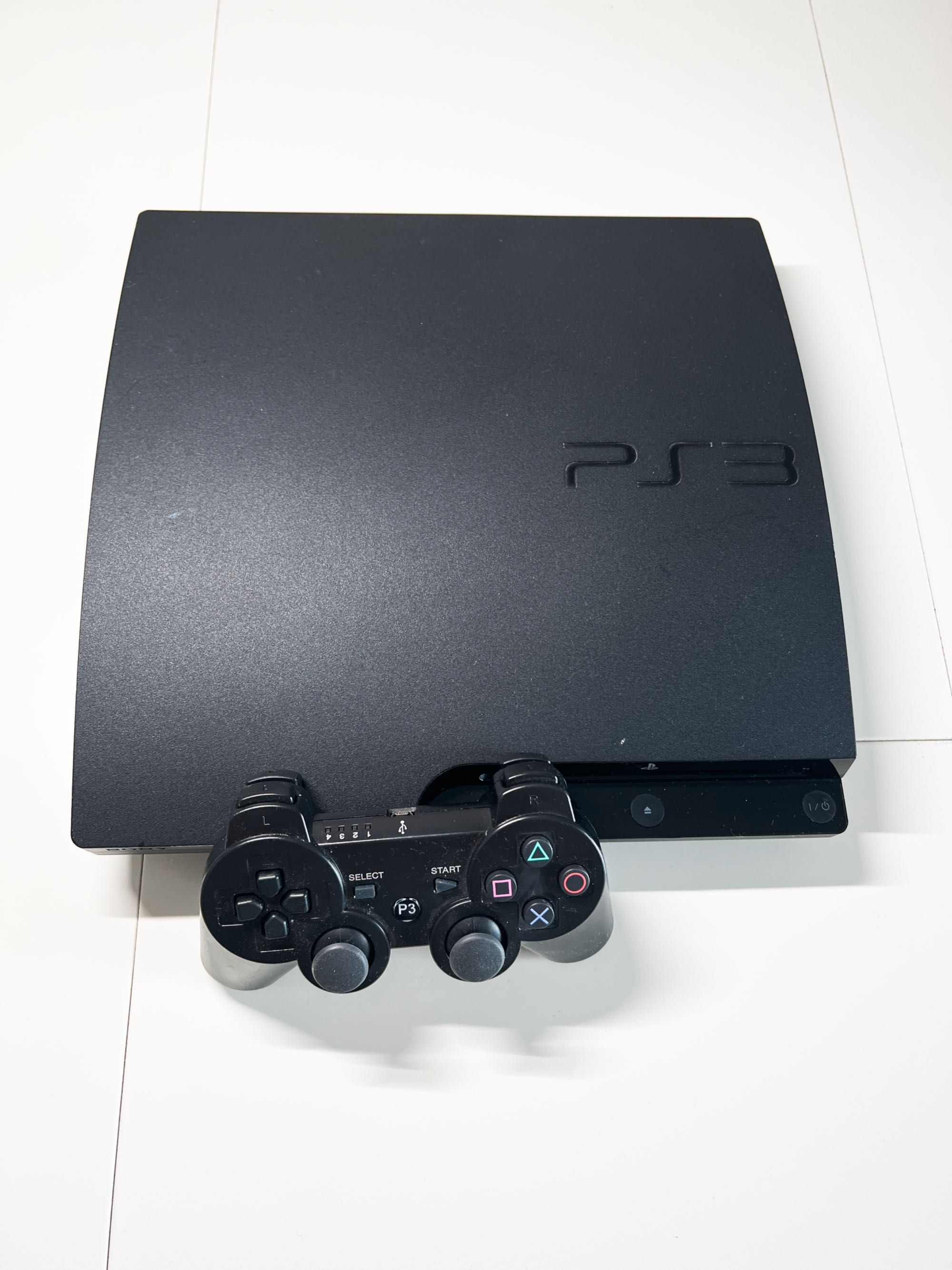 PS3 Slim (НЕ прошитая) + 21 игра на дисках | Лицензия