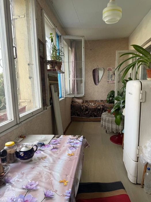 3/2/5 (2 этаж). Сергели 4. Квартира 78 м², не торец. Метро - 900 м.
