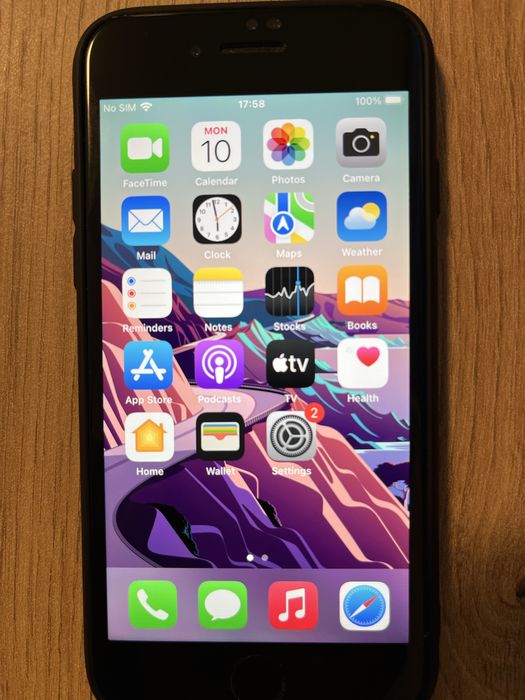 Продавам iphone 7 запазен