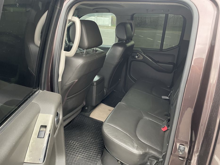 Nissan Navara 2.5 diesel