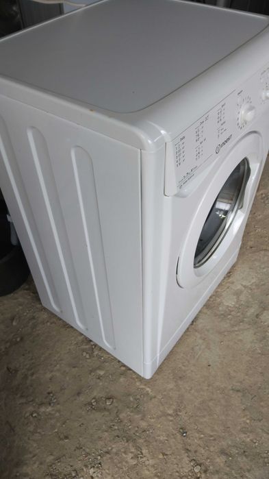 Indesit пералня 7кг