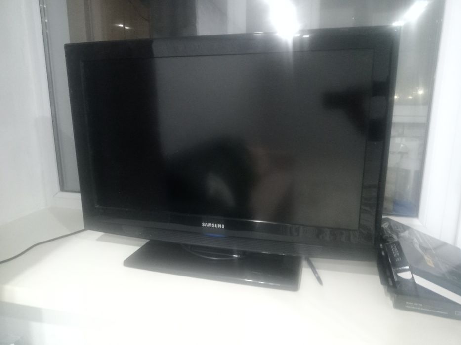 Продам телевизор и Самсунг не смарт