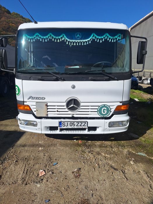 mercedes atego 815