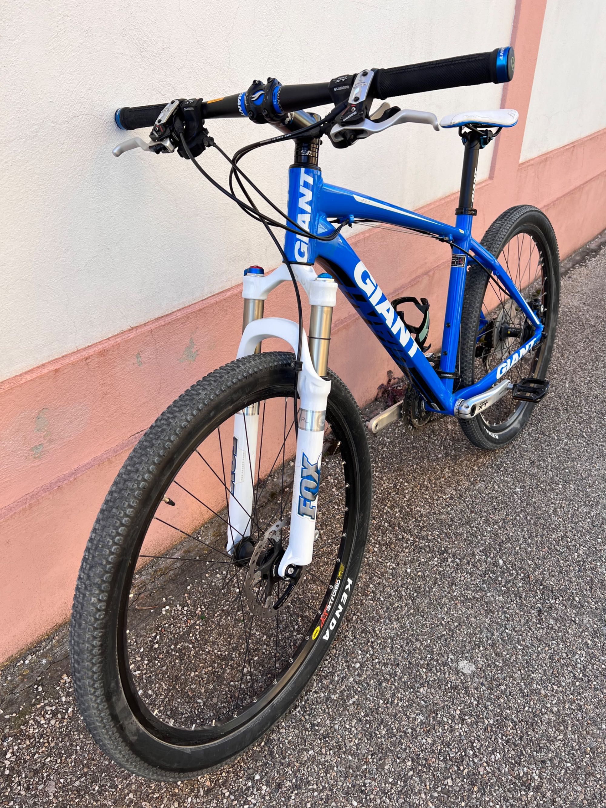 Bicicleta Giant M/26 Full Deore XT Fox