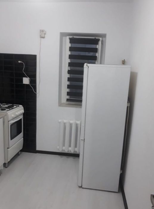 Inchiriez garsoniera pe termen lung zona Hanul Haiducilor
