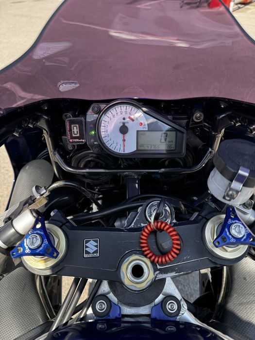 Suzuki GSXR Y750