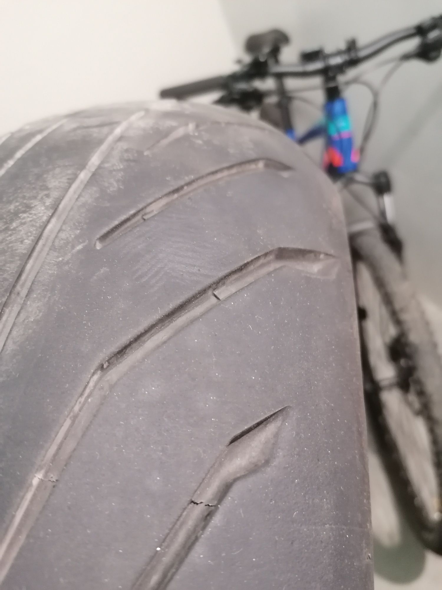 190/55/17 - 120/70/17 DOT 0220-0320 Pirelli angel GT 2