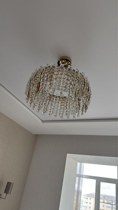 Люстра новая. Диаметр 60 см Цена договорная