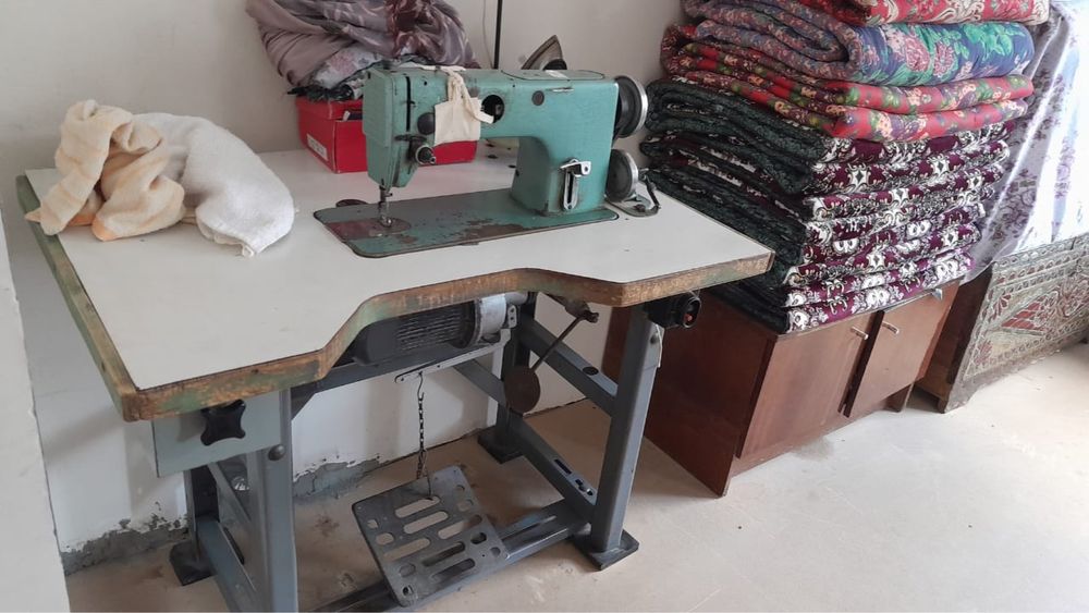 Швейная машина ( производственная)