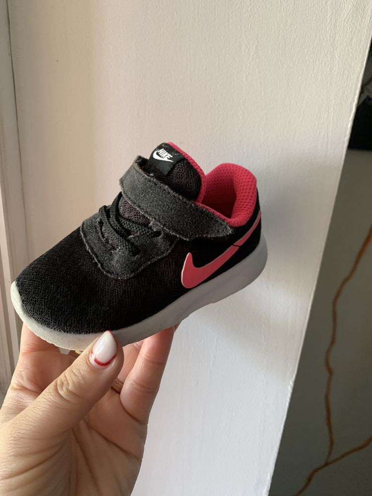 Nike marime 21 pentru fetite