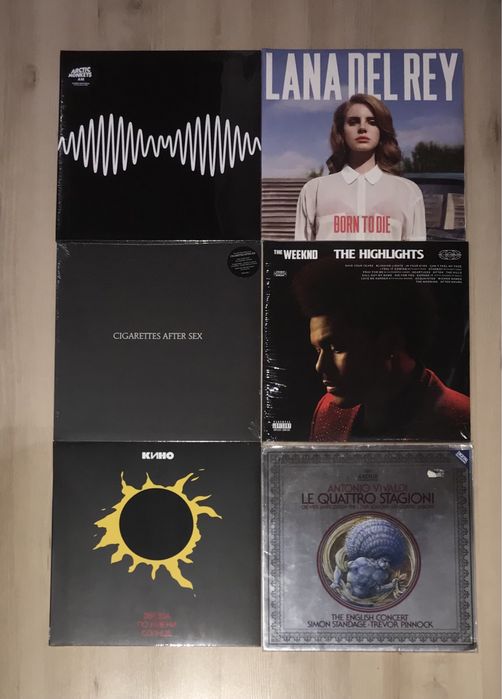 Виниловые пластинки и другие