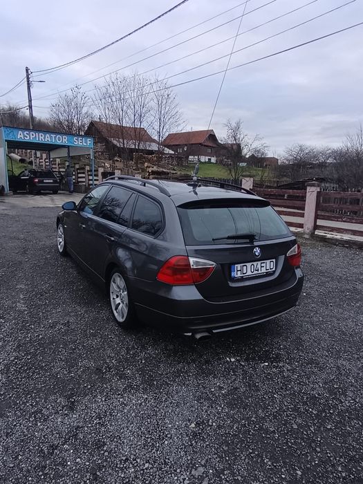 Vand BMW 318 in stare foarte buna