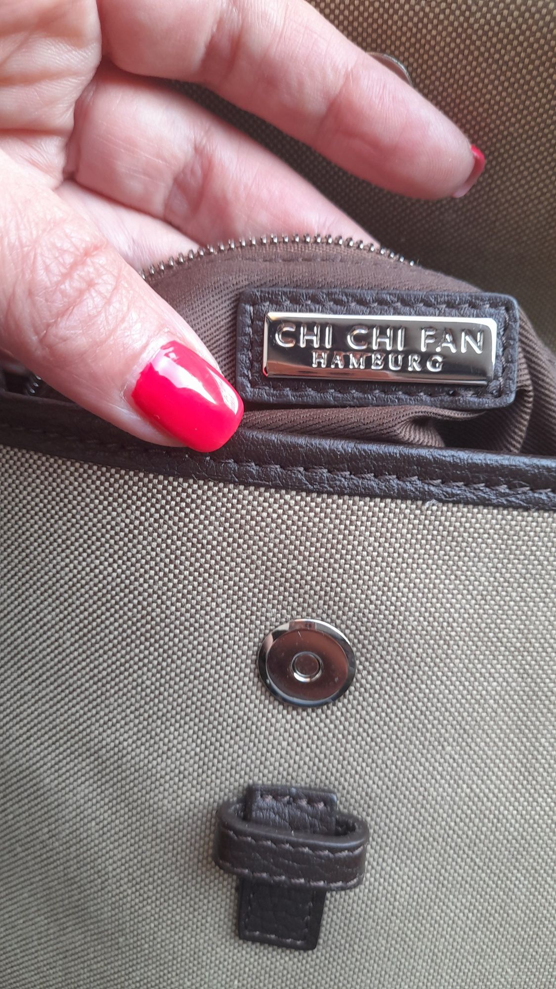 Оригинална чанта CHI CHI FAN