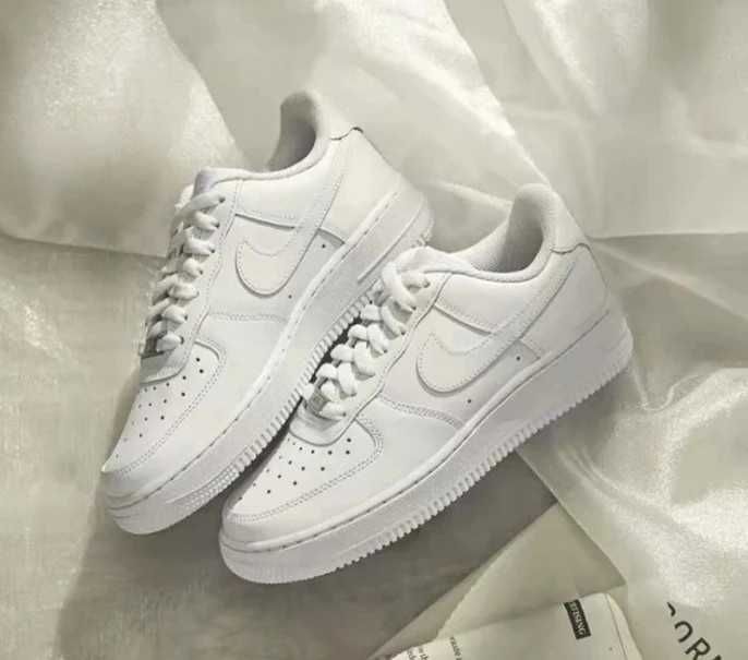 Nike Air Force 1 Low '07 Alb Mărimea 44