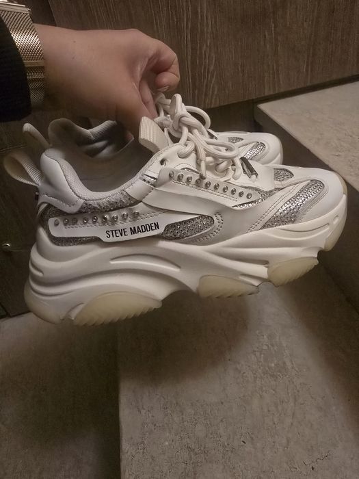 Steve Madden Possession