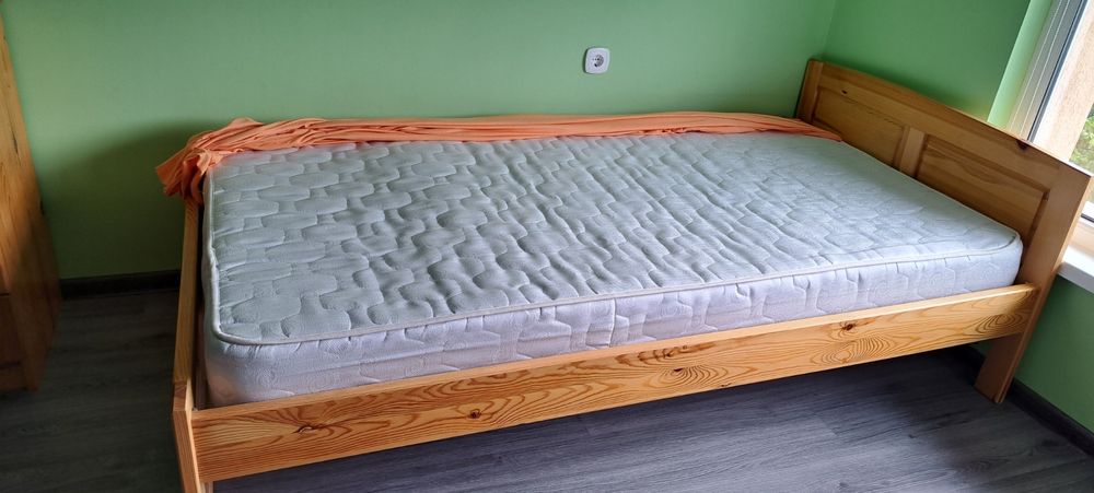 Единично дървено легло Чам