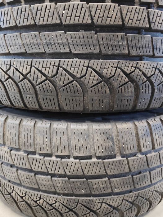 2бр. зимни гуми 245/40/19 Pirelli