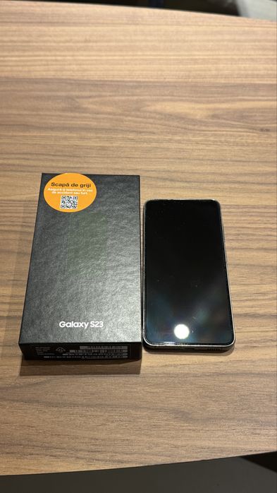 Samsung Galaxy S23 256GB verde