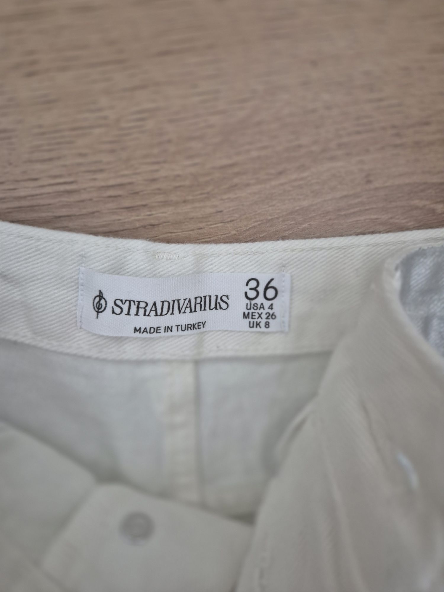 Дамски дънки Stradivarius