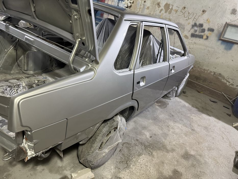 Продаю ваз лада 2115