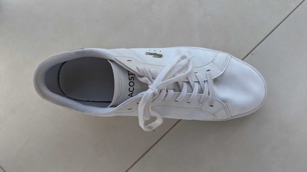 Adidasi Lacoste albi