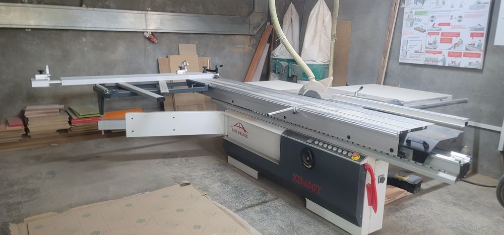 Biznes Bomond — Распил ДСП/МДФ на форматно-раскроечном станке. Ташкент